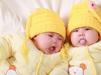 给双胞胎起乳名