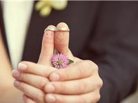 占卜你会如何面对旧爱结婚？