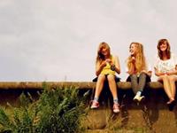 交友不交心的生肖女