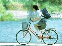 属狗的女人什么时候最迷人