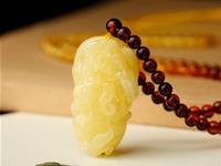 黄水晶貔貅如何佩戴？