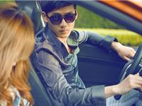 可怕！热恋时也会出轨的星座男