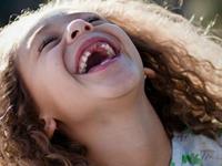 笑点超低，笑起来毫无形象的星座女