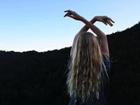 遇到爱情可能hold不住自己的星座