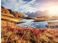 风水学为何讲究山环水抱