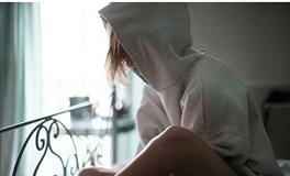 泓翔2017年12月生肖牛人际关系运势