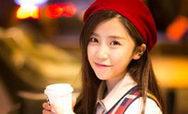 笑容甜美，声音非常迷人的星座女