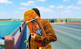 双子座男生喜欢一个人的表现，双子座男生喜欢一个人