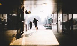 梦见蟒蛇追我意味着什么