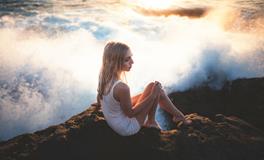 梦见女儿掉水里是什么意思