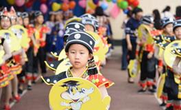 阿昌族服饰有哪些特点？