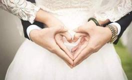 铃兰塔罗：你的未来恋人欠了你啥要和你在一起？