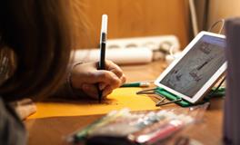 女孩姓何起名大全