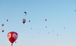 别人做梦梦到自己怀孕