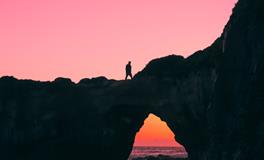 女人梦见自己口里吐血