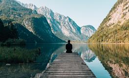 梦到家里人去世