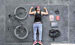 女人梦见老公回家了