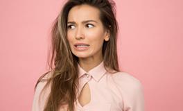 梦见妈妈给我剪头发