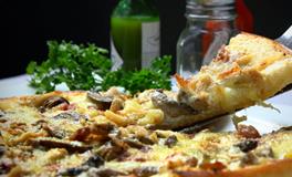 梦到吃饭吃不完