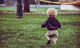 梦到自己生了个男孩死了