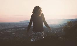 属蛇女婚后需要改正的性格