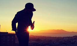 属鼠男的出轨指数