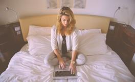 女人梦见很多鬼