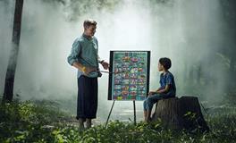 梦见已故父亲没去世