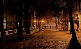 梦见自己在黑暗里走不出来