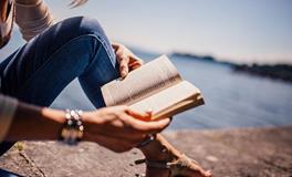 梦见阳光由窗户照进