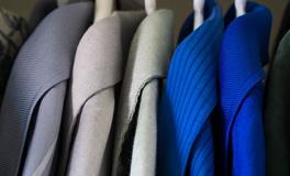 房间中的衣柜布局风水