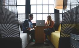 梦见老板要开除同事暗示了什么