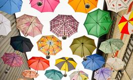 梦见下雨有人送伞好不好