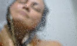 梦见洗澡身上很脏怎么回事