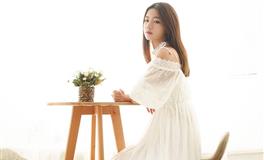 年纪越大桃花越多的生肖女