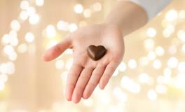 不愿与你更进一步？他在担心什么？