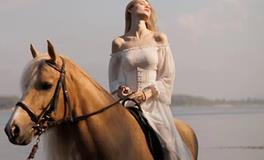 让男友胆战心惊的AB血型女强人！