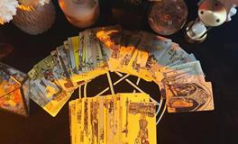 塔罗牌占卜：年底前能考试上岸吗？