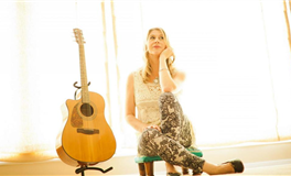 接下来几个月，属鸡人身体健康福泽安康，好运加持