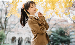 属蛇人为何事而犹豫不决？