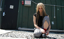 相隔千里，狮子座如何化解相思之苦