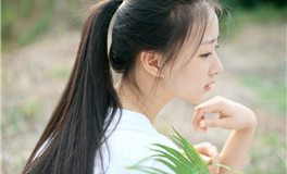 不惧分手之痛，命里乐观开朗的女神