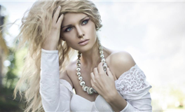 星座女神水瓶座2024年8月运势