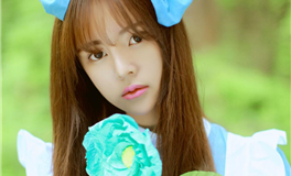 天生颜值高的三个星座女