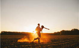 要风得风要雨得雨，人生一帆风顺的星座女