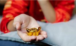 黄花占卜：探秘蛇年你的偏财运走势