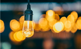 无名的婚姻：现实与传统的碰撞