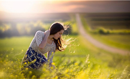 爱得越深，表现越怪异的星座女