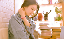 在恋爱之初，白羊座的爱来得迅猛且不加掩饰